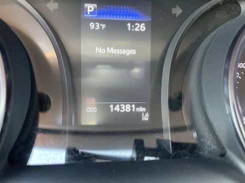 Used 2024 Toyota Camry SE w/ Convenience Package FWD image 12