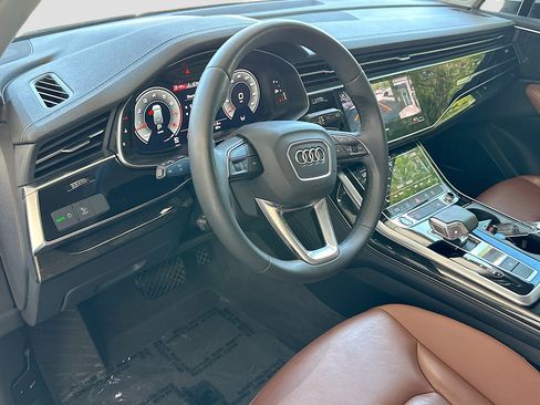 Used 2023 Audi Q7 3.0T Premium Plus AWD/4WD image 9