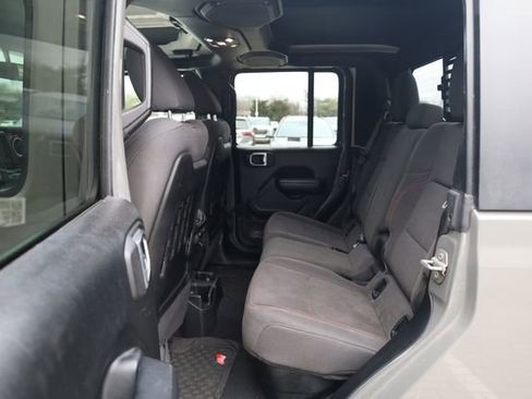 Used 2020 Jeep Gladiator Rubicon image 27