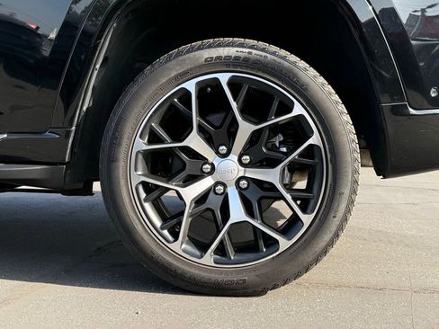 Certified 2022 Jeep Grand Cherokee Summit image 15