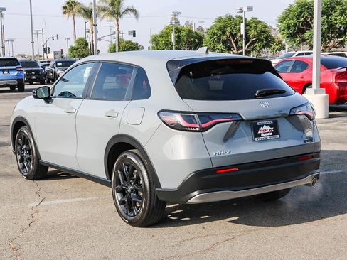 Certified 2025 Honda HR-V Sport image 8
