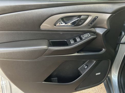 Used 2023 Chevrolet Traverse Premier w/ LPO, Cargo Package image 9