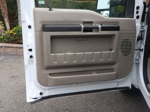 Used 2008 Ford F350 XLT image 14