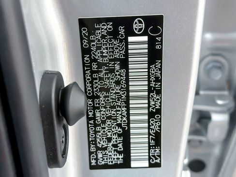 Used 2021 Toyota Prius Prime XLE FWD image 30