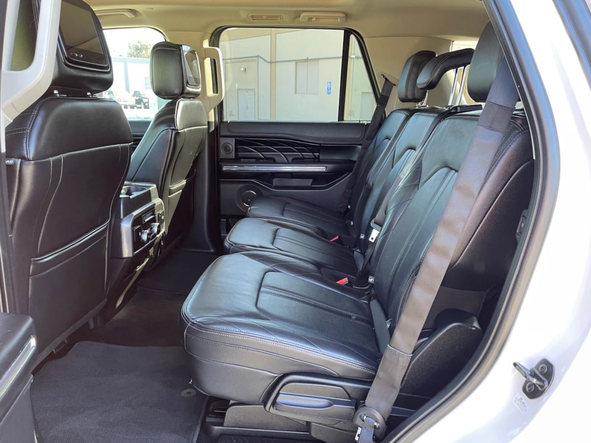 Used 2019 Ford Expedition Platinum RWD image 23
