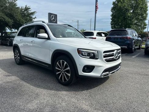 Certified 2021 Mercedes-Benz GLB 250 4MATIC image 39