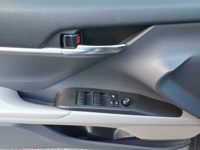 Used 2023 Toyota Camry LE FWD image 6