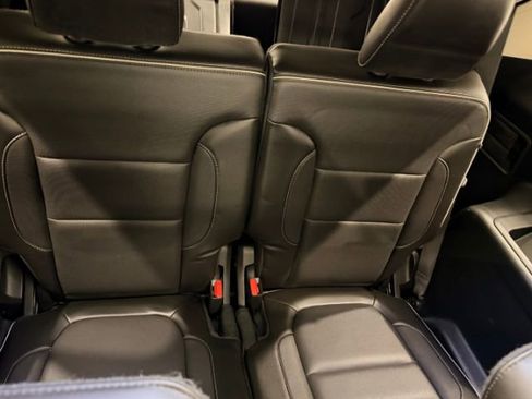 Used 2018 GMC Acadia Denali w/ Technology Package image 26