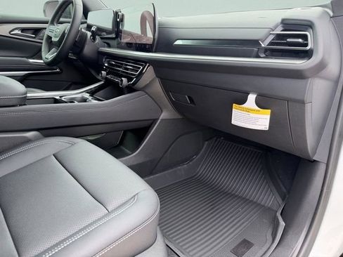 New 2026 Chevrolet Traverse LT w/ Midnight/Sport Edition image 32