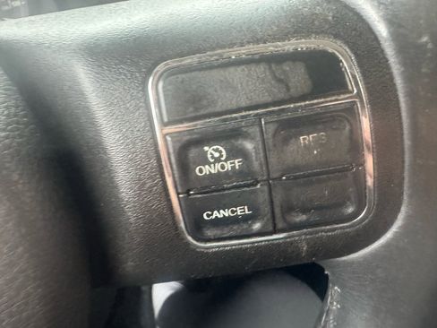 Used 2014 Jeep Patriot High Altitude image 19