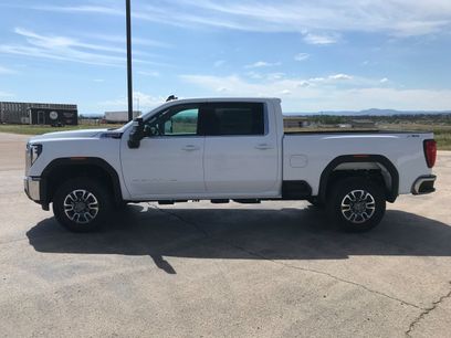 New 2026 GMC Sierra 2500 SLE w/ Max Trailering Package