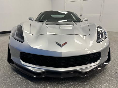 Used 2016 Chevrolet Corvette Z06 w/ 3LZ Preferred Equipment Group RWD image 32