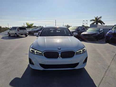 Certified 2024 BMW 330i Sedan w/ Convenience Package image 9