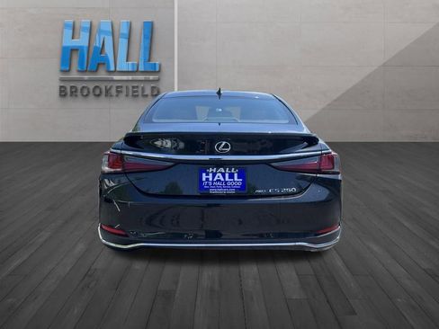 Used 2021 Lexus ES 250 w/ Premium Package AWD/4WD image 4