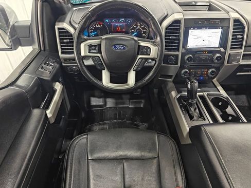 Used 2018 Ford F150 Lariat w/ Equipment Group 502A Luxury AWD/4WD image 4