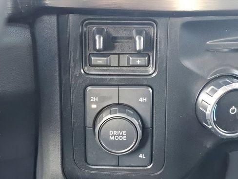 Used 2024 Ford F450 Lariat w/ Snow Plow/Camper Package image 9