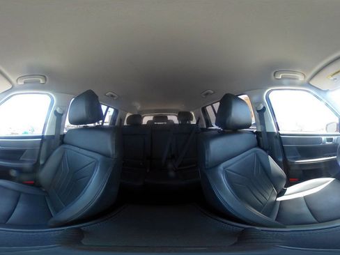 Used 2025 Hyundai Santa Fe SEL FWD image 44