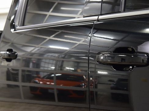 Used 2024 Chevrolet Silverado 2500 High Country w/ High Country Premium Package image 21