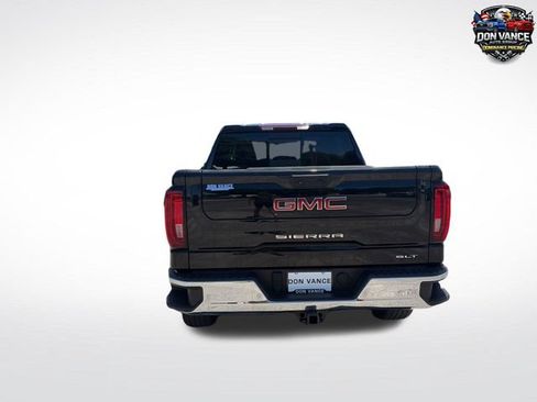 Used 2022 GMC Sierra 1500 SLT w/ SLT Convenience Package AWD/4WD image 4