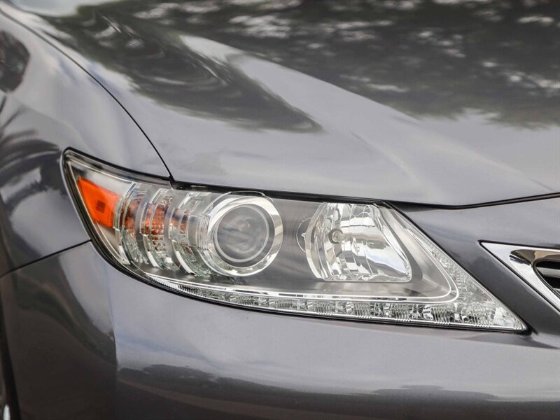 Used 2013 Lexus ES 350 w/ Luxury Pkg FWD image 10
