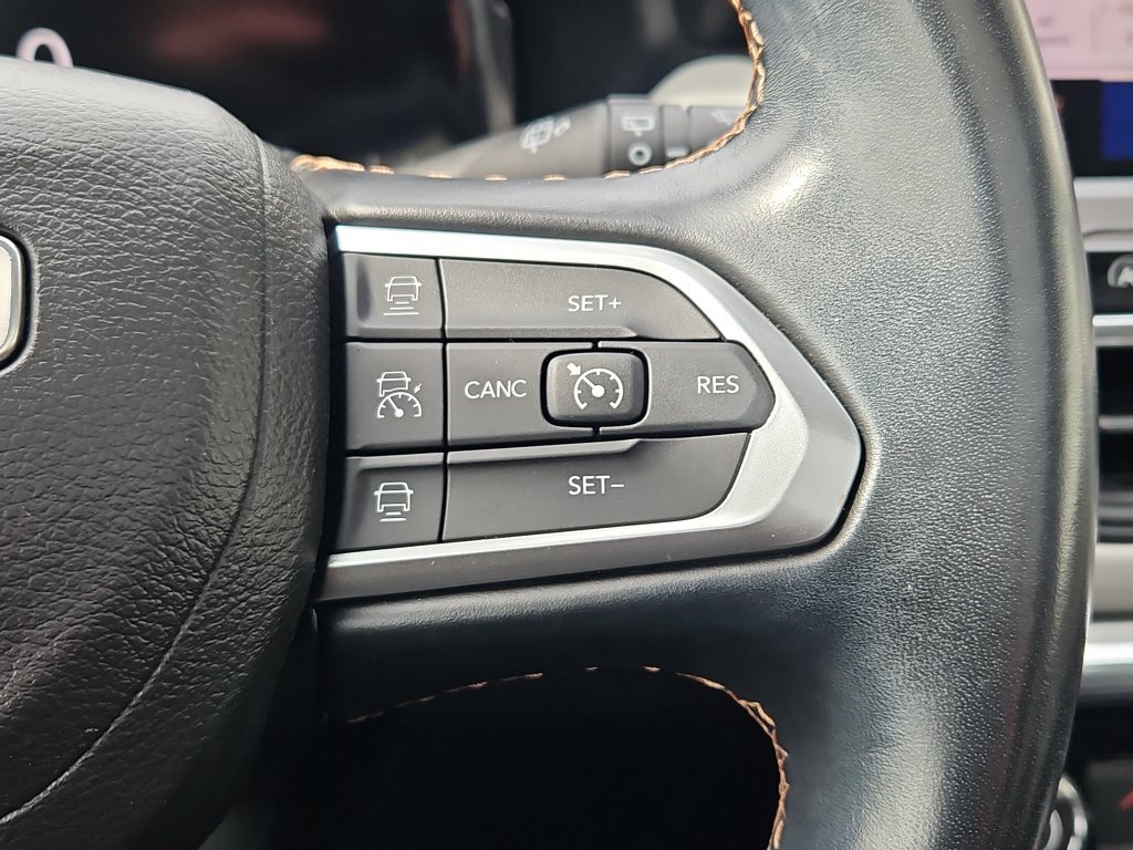 Used 2022 Jeep Compass Limited w/ Elite Group AWD/4WD image 31