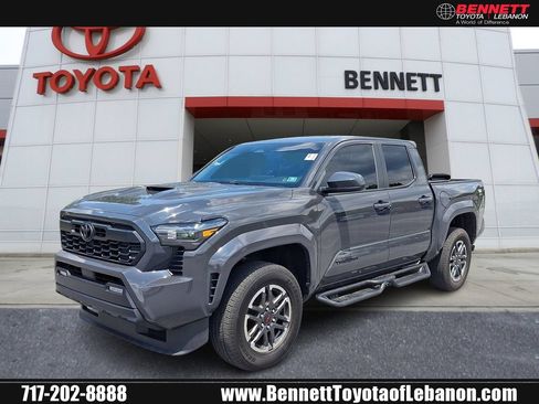 Certified 2025 Toyota Tacoma TRD Sport AWD/4WD image 1