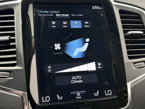 Used 2022 Volvo XC90 T5 Momentum image 9