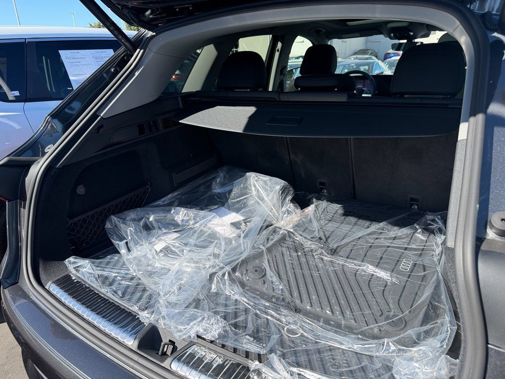 New 2026 Audi Q5 Premium Plus AWD/4WD image 28