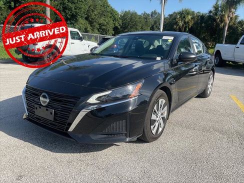 Used 2024 Nissan Altima 2.5 S FWD image 1