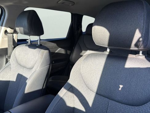 Used 2023 Hyundai Santa Fe SEL image 10