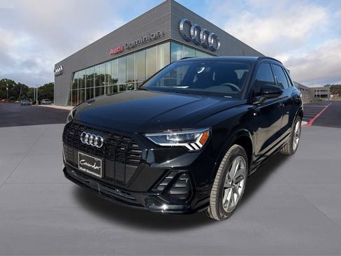 New 2025 Audi Q3 2.0T Premium image 1