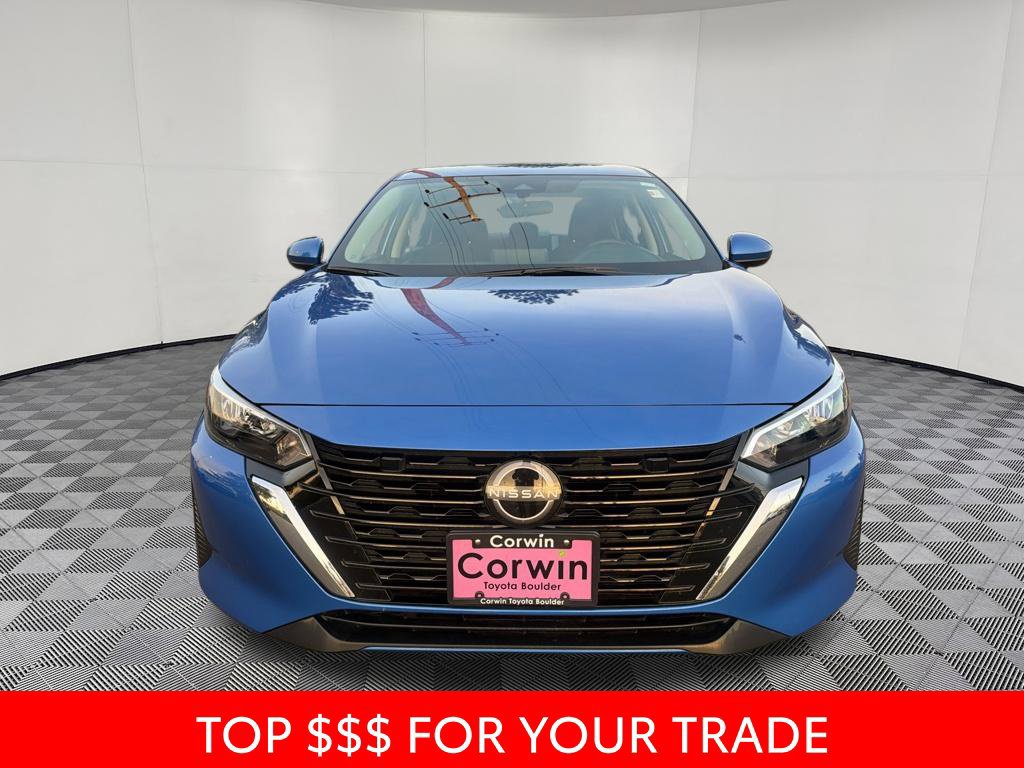 Used 2025 Nissan Sentra SV FWD image 2