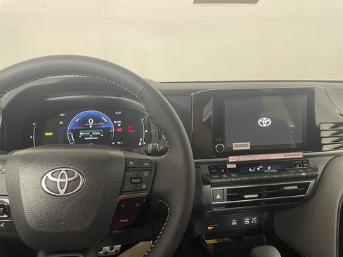 New 2026 Toyota Camry SE w/ Convenience Package AWD/4WD image 16