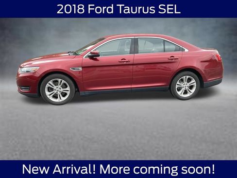 Used 2018 Ford Taurus SEL w/ Equipment Group 201A FWD image 3