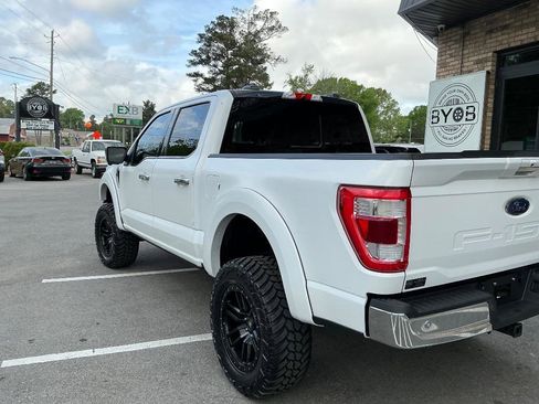 Used 2022 Ford F150 Lariat w/ Equipment Group 502A High image 4