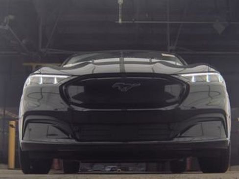 Used 2023 Ford Mustang Mach-E Premium AWD/4WD image 3