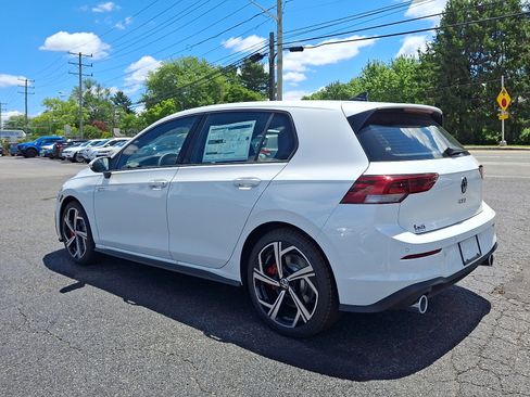 New 2026 Volkswagen GTI SE FWD image 3