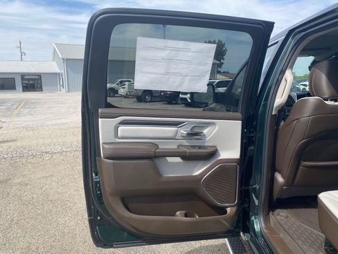 New 2026 RAM 1500 Laramie AWD/4WD image 29
