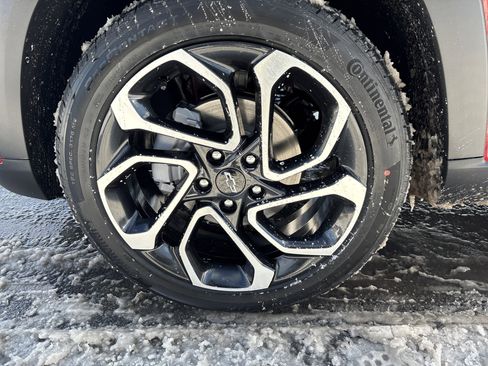 New 2026 Chevrolet Trax RS w/ Sunroof Package image 11