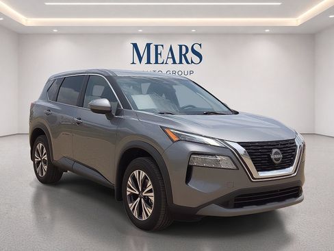 Used 2023 Nissan Rogue SV FWD image 7