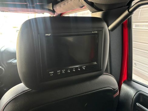 Used 2016 Jeep Wrangler Unlimited Sport w/ Quick Order Package 24S AWD/4WD image 31
