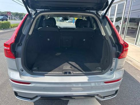 Certified 2024 Volvo XC60 B5 Plus AWD/4WD image 11
