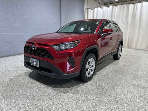 Used 2022 Toyota RAV4 LE w/ Carpet Mat Package (TMS) AWD/4WD image 5