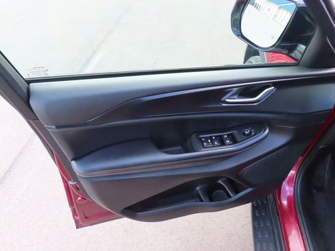 Certified 2024 Jeep Grand Cherokee Altitude image 24