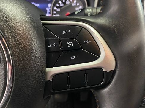 Used 2018 Jeep Compass Latitude w/ Popular Equipment Group AWD/4WD image 36