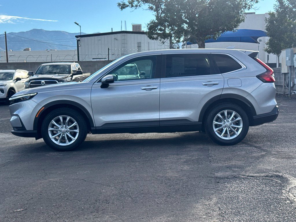 Used 2025 Honda CR-V EX image 5