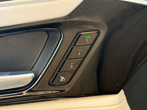 Certified 2023 Acura MDX SH-AWD image 17