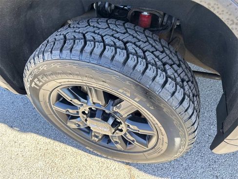 Used 2024 GMC Sierra 2500 AT4 w/ AT4 Premium Plus Package image 31