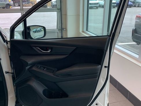 Used 2023 Subaru Ascent Premium w/ Convenience Package image 25