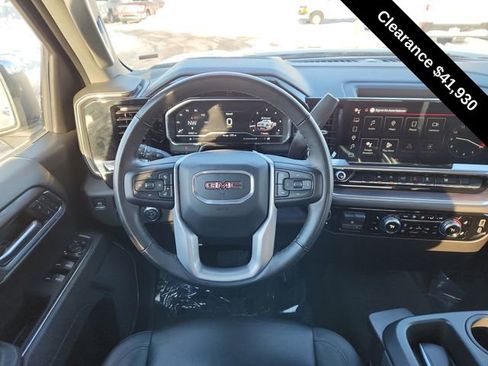 Used 2025 GMC Sierra 1500 SLT image 19